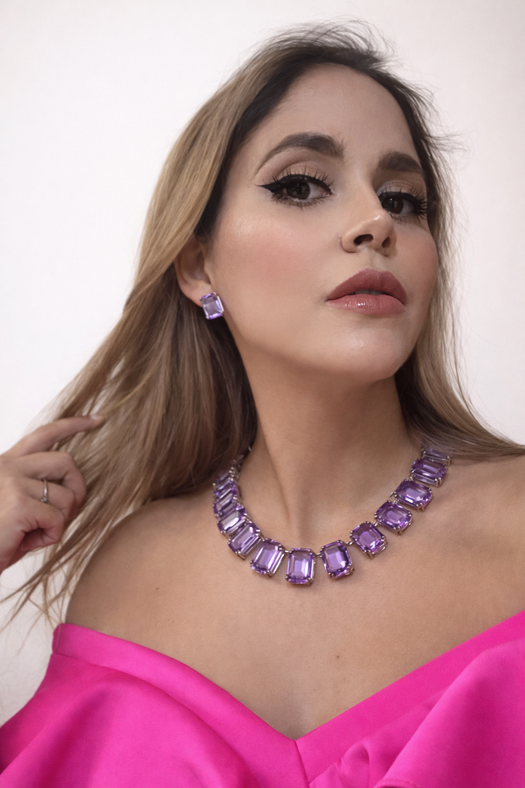 Collar de cristales octagonales
