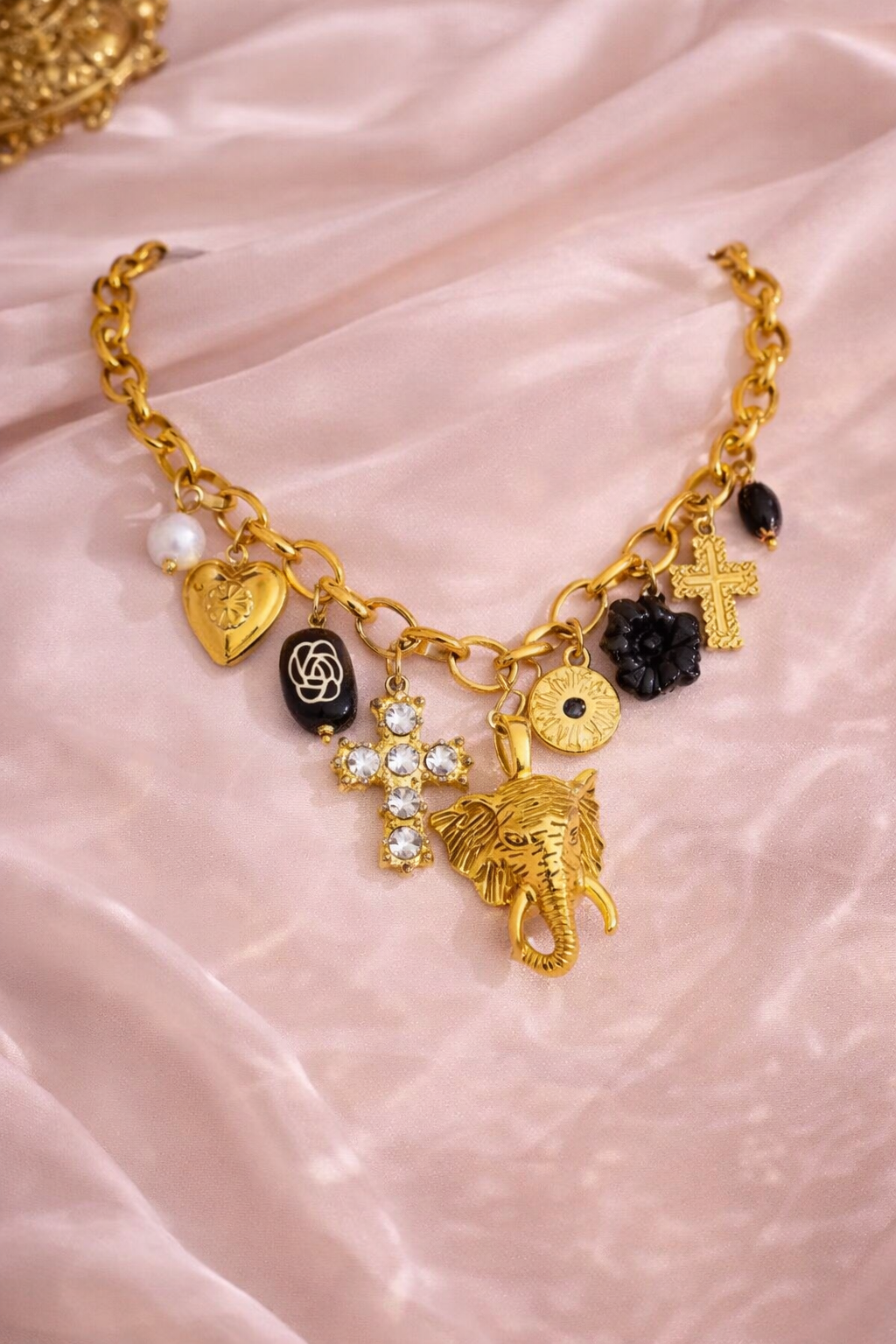 Collar Amuleto