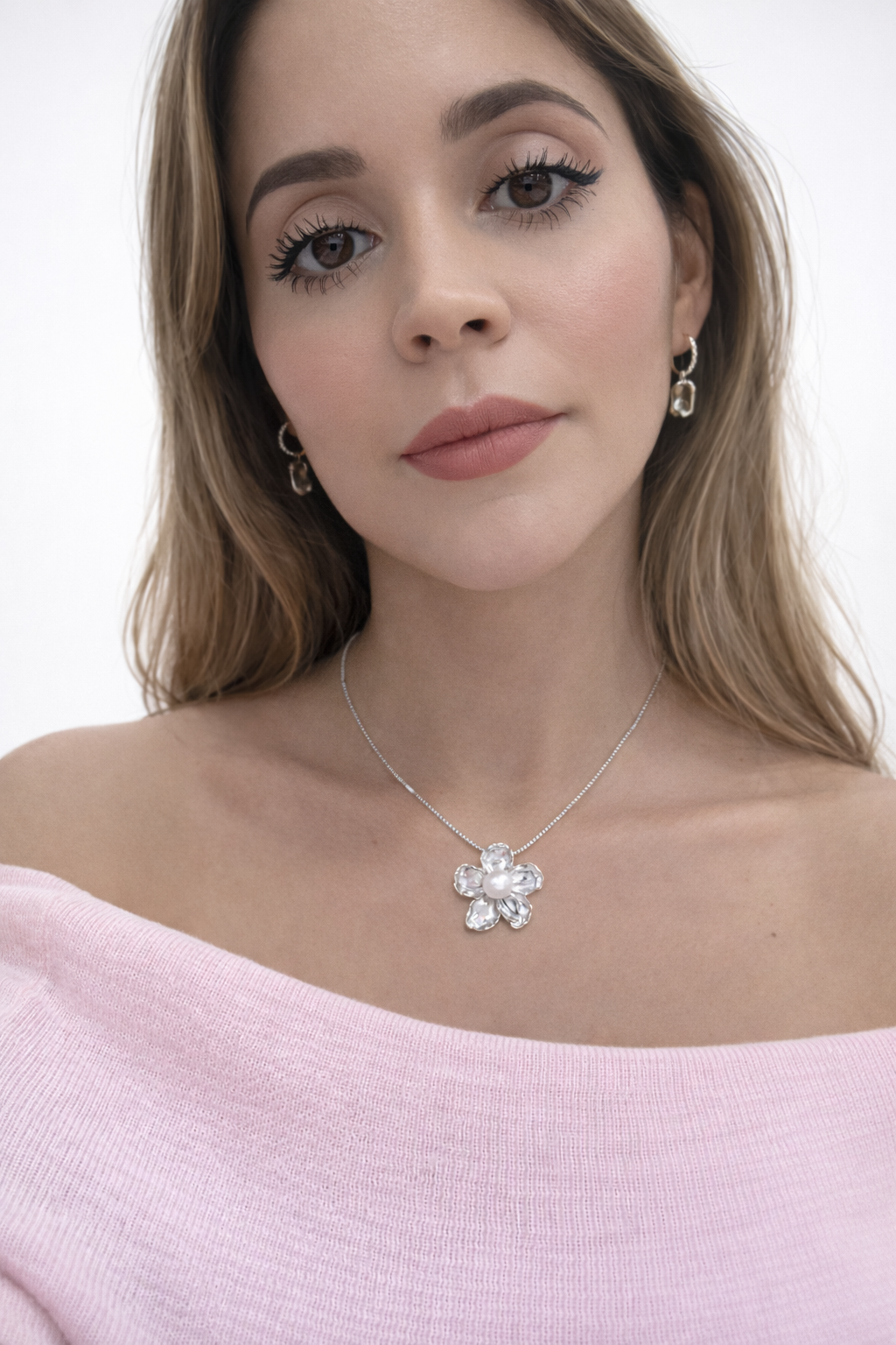 Collar Lirio Real