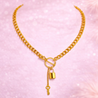 Collar clave dorada