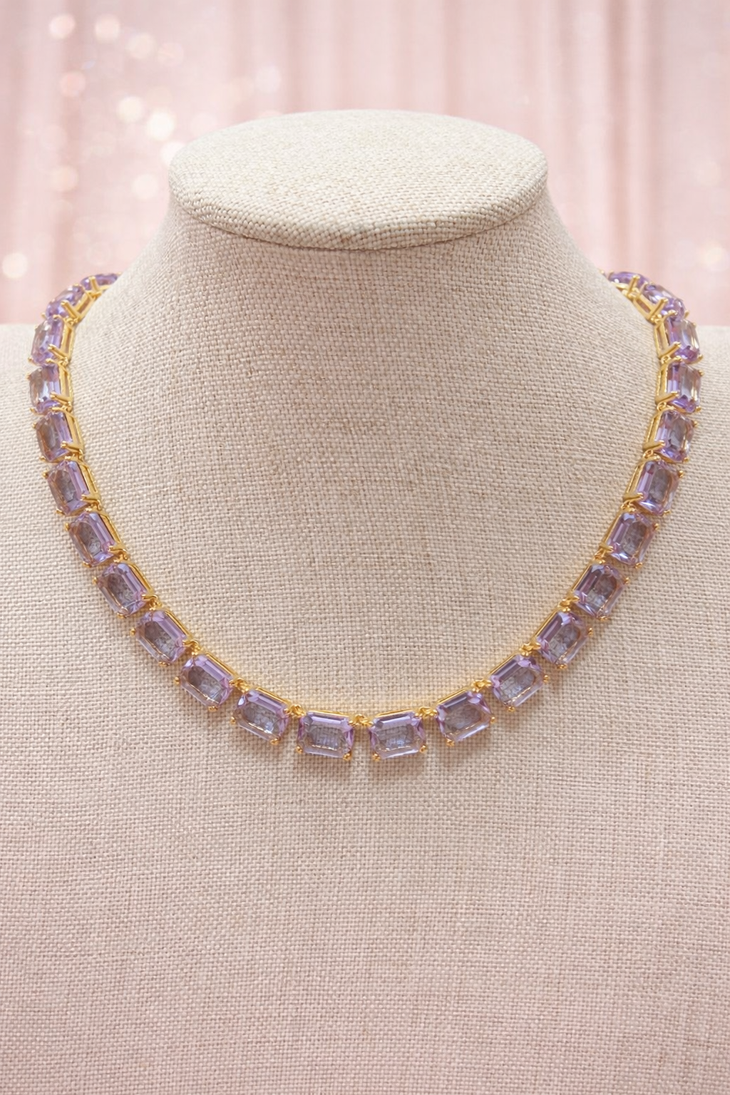Collar rectangular lila