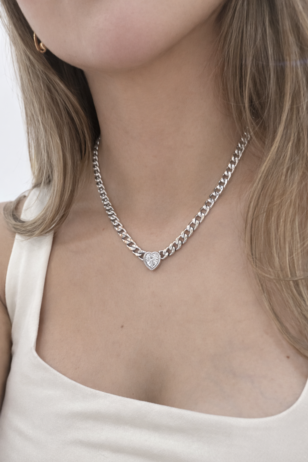 Collar corazón lumina