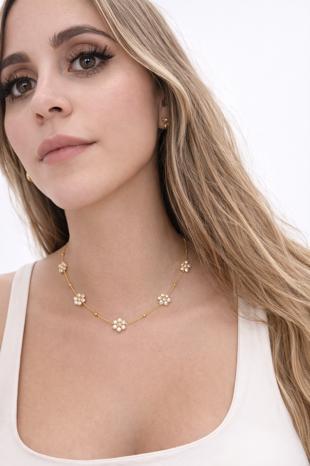 Collar daisy Pearl