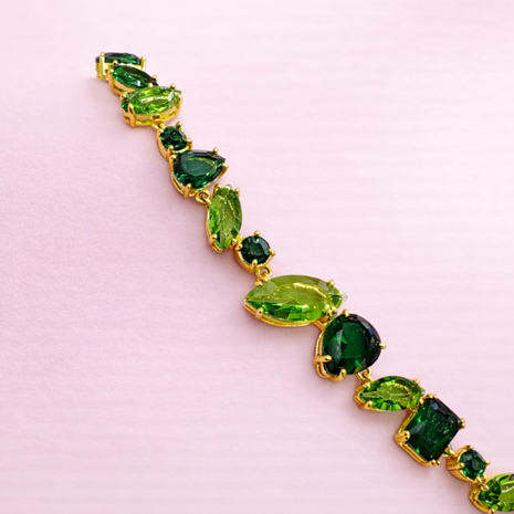 Pulsera asimétrica verde