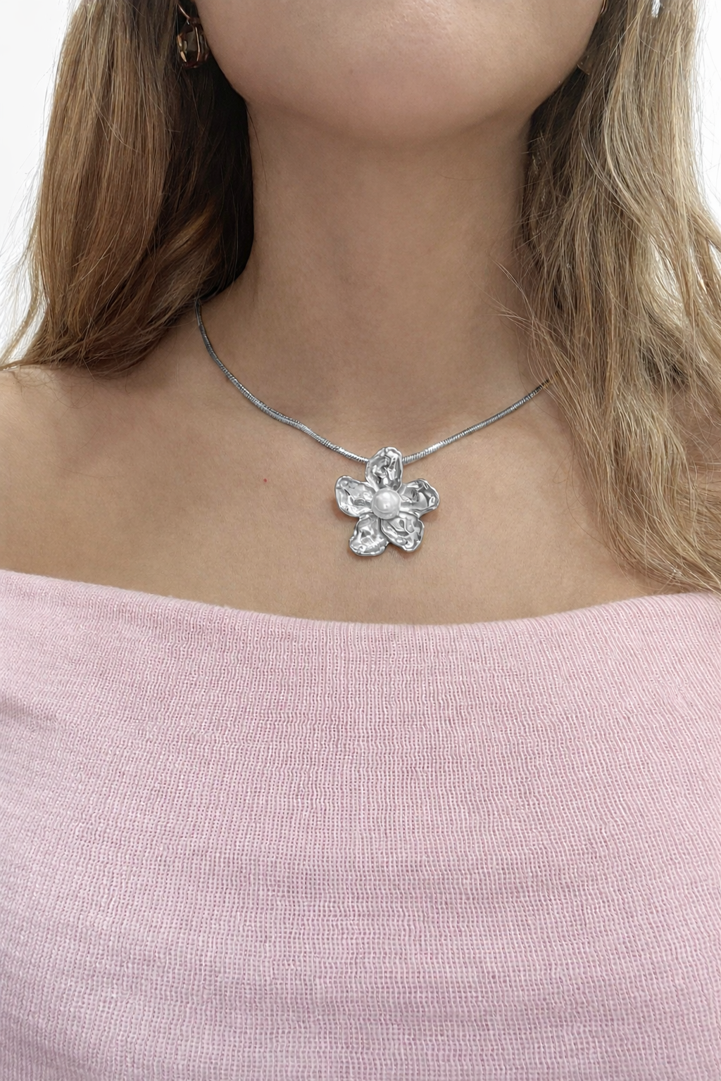 Collar Lirio Real