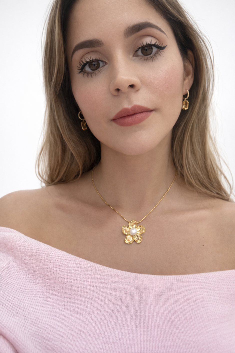 Collar Lirio Real