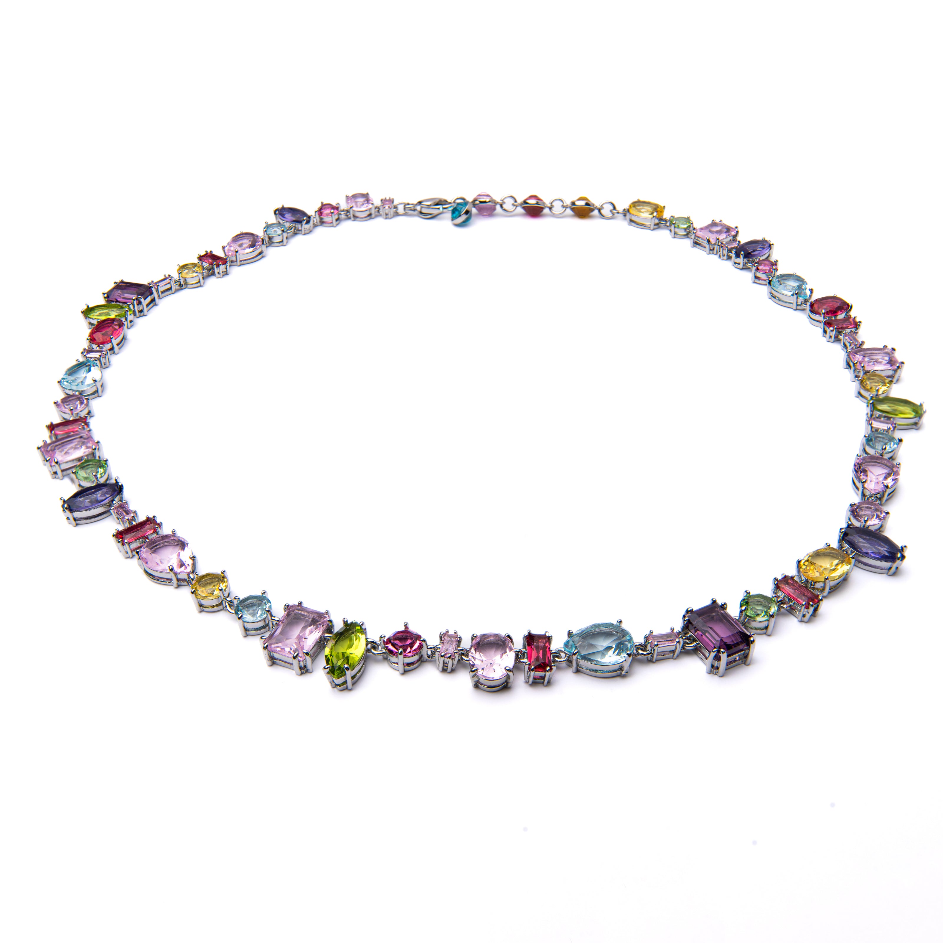 Collar con cristales asimétricos multicolor