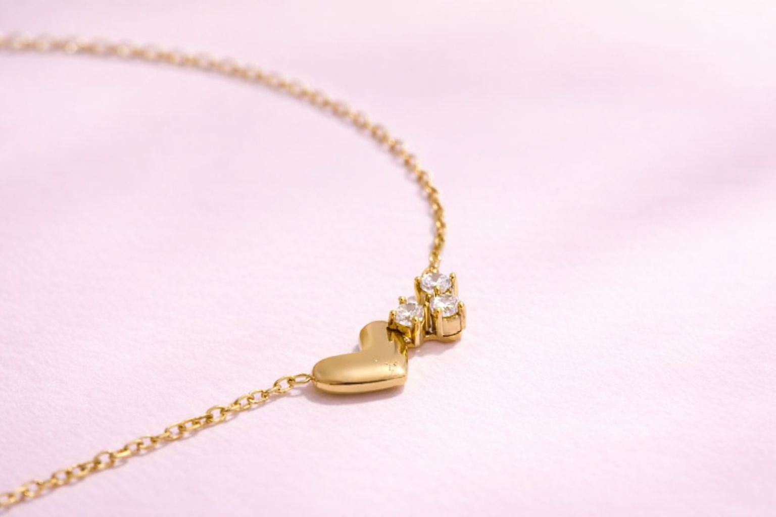 Collar corazón destello