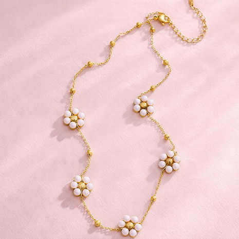 Collar daisy Pearl