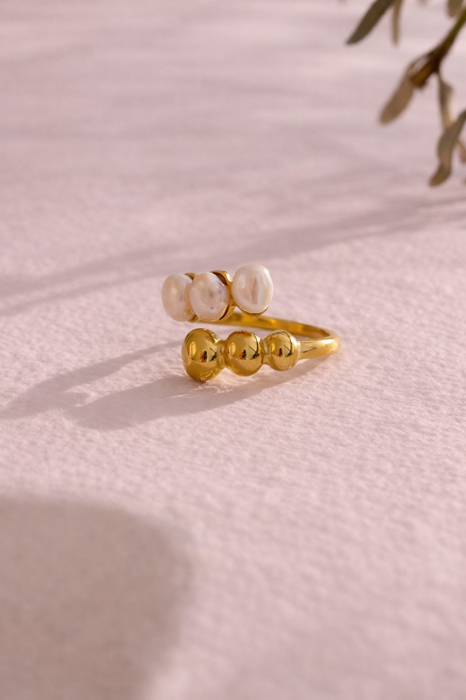 Anillo trío de perlas