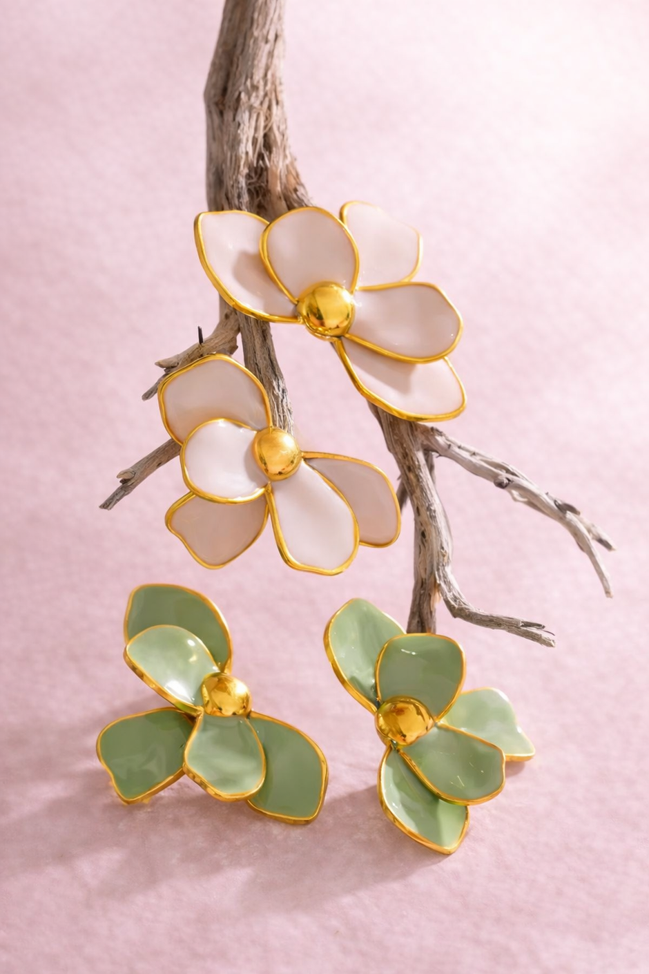 Aretes media flor multicolor