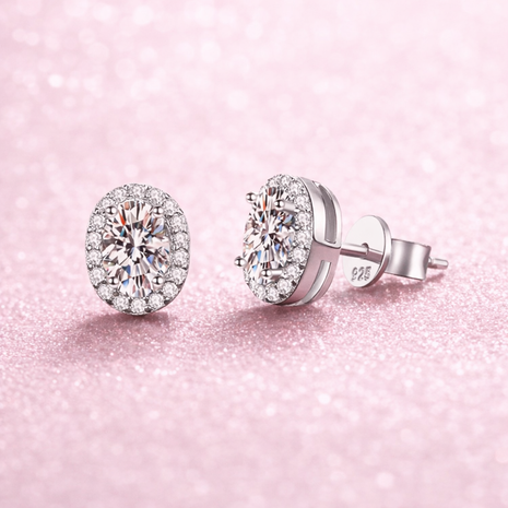 Aretes Oval Moissanite
