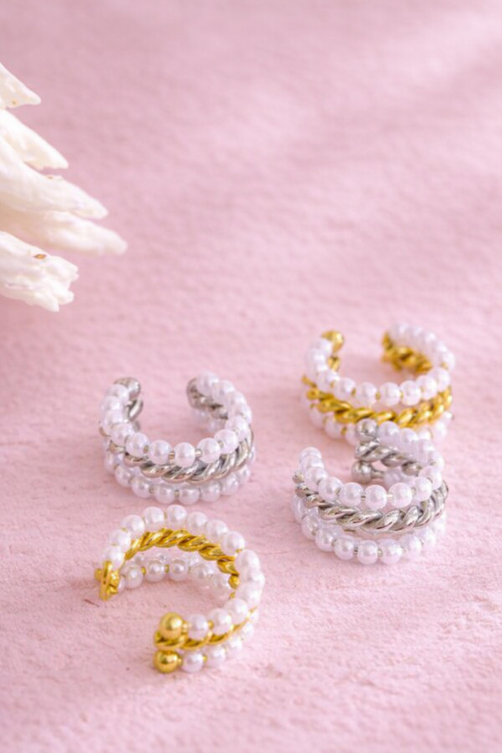 Ear cuff perlas