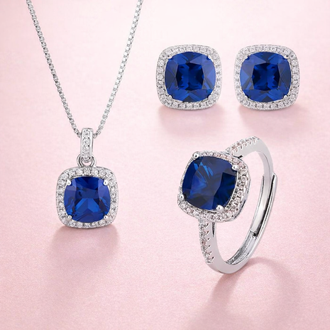Set Elegance