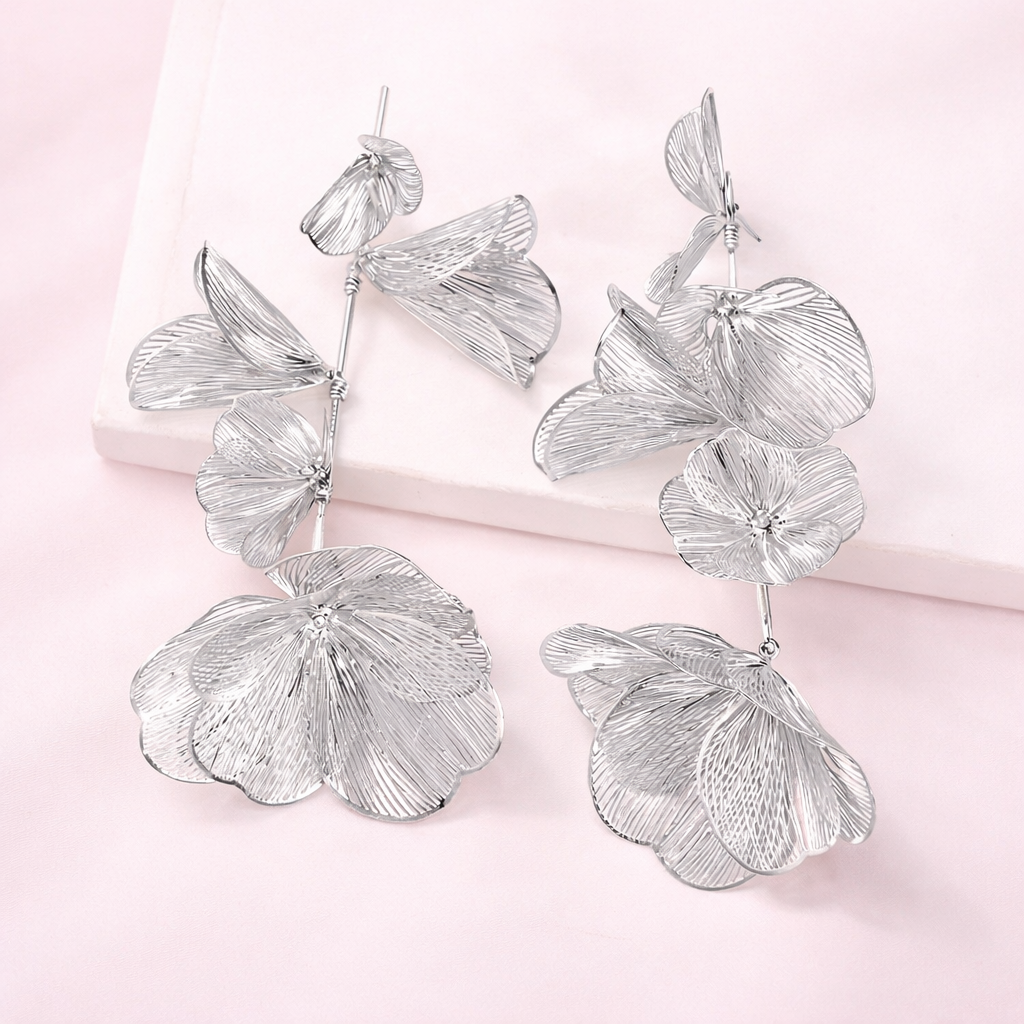 Aretes largos florales