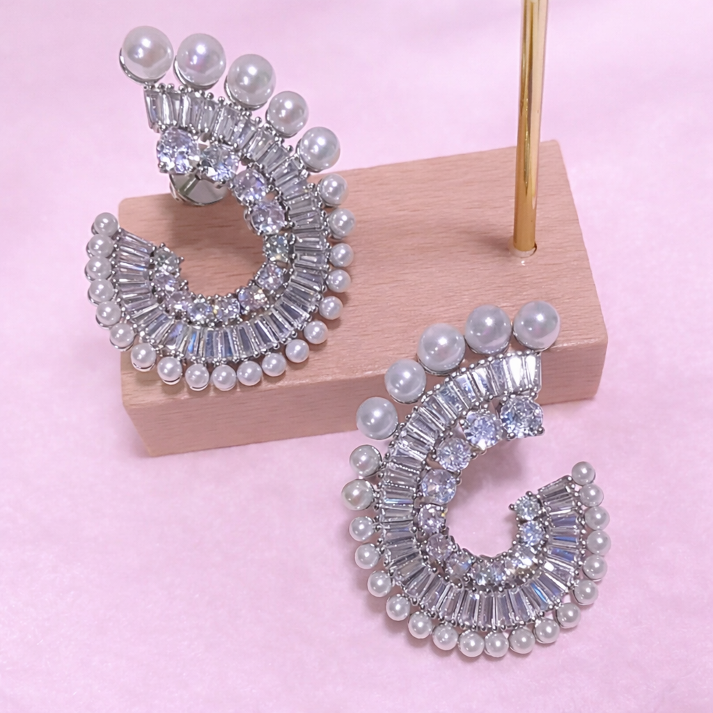 Aretes Ari