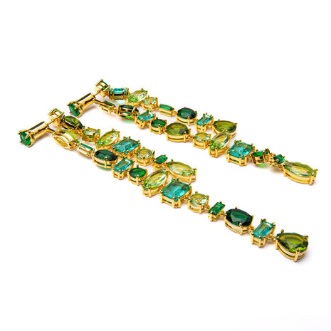 Aretes con cristales asimétricos verdes