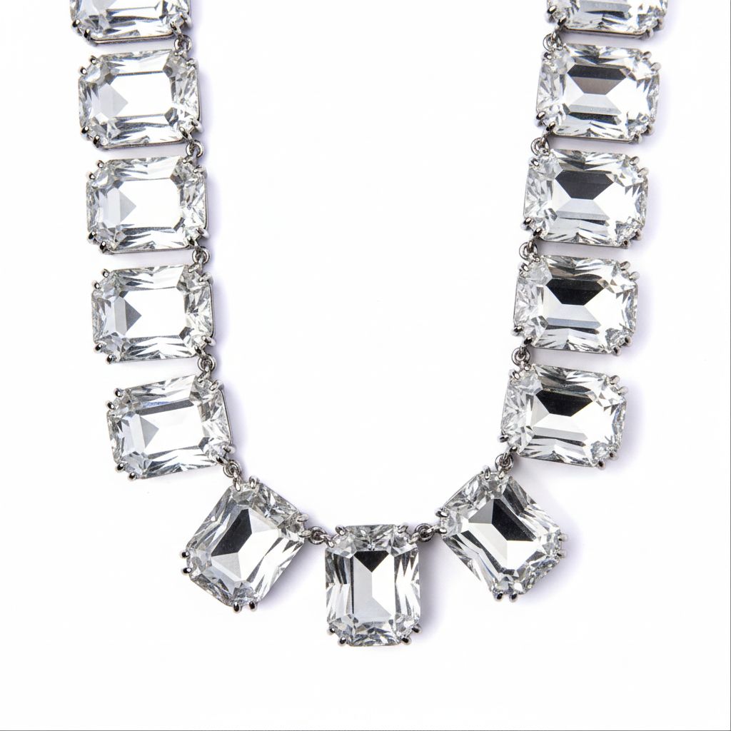 Collar de cristales octagonales