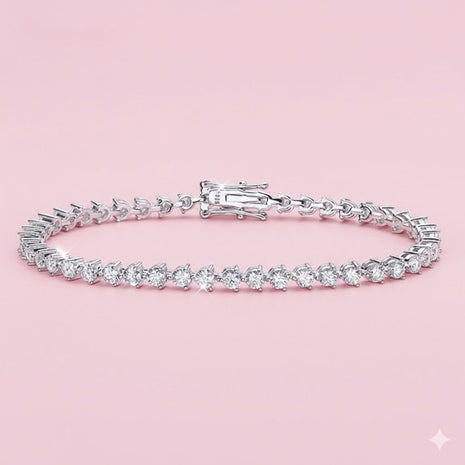 Pulsera con piedra Moissanita de 3 uñas montada en plata fina
