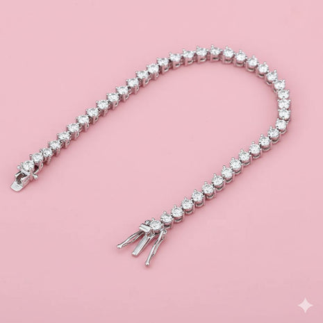 Pulsera con piedra Moissanita de 3 uñas montada en plata fina